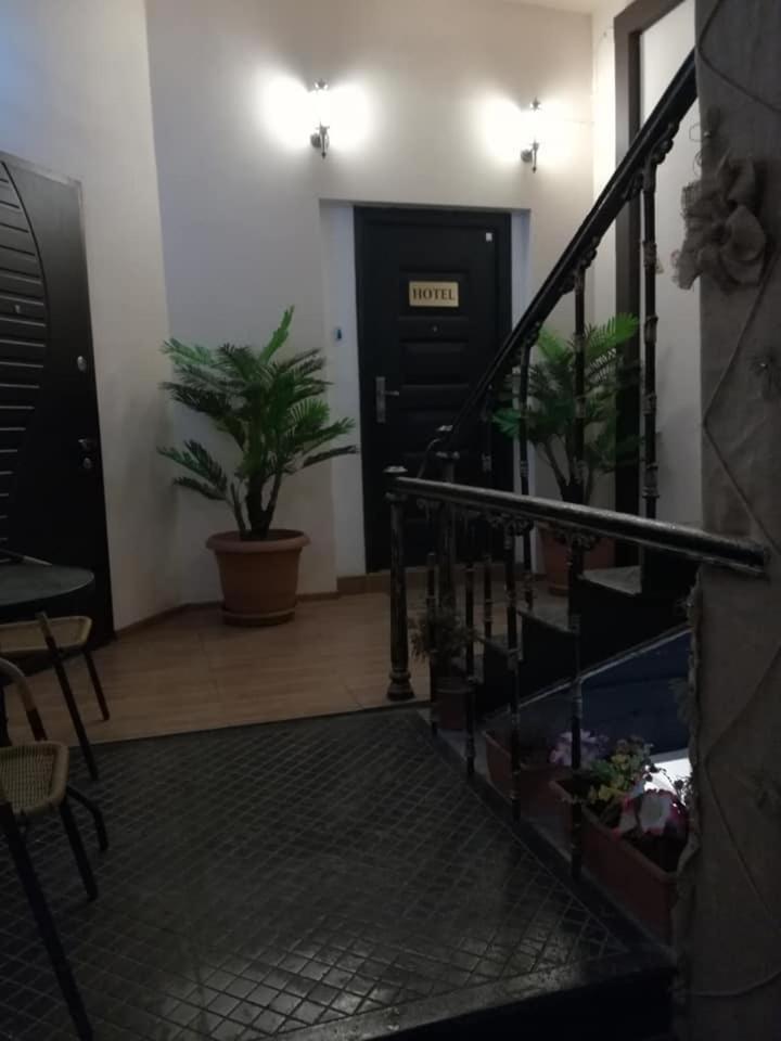 Prima Rooms Tbilisi Bagian luar foto